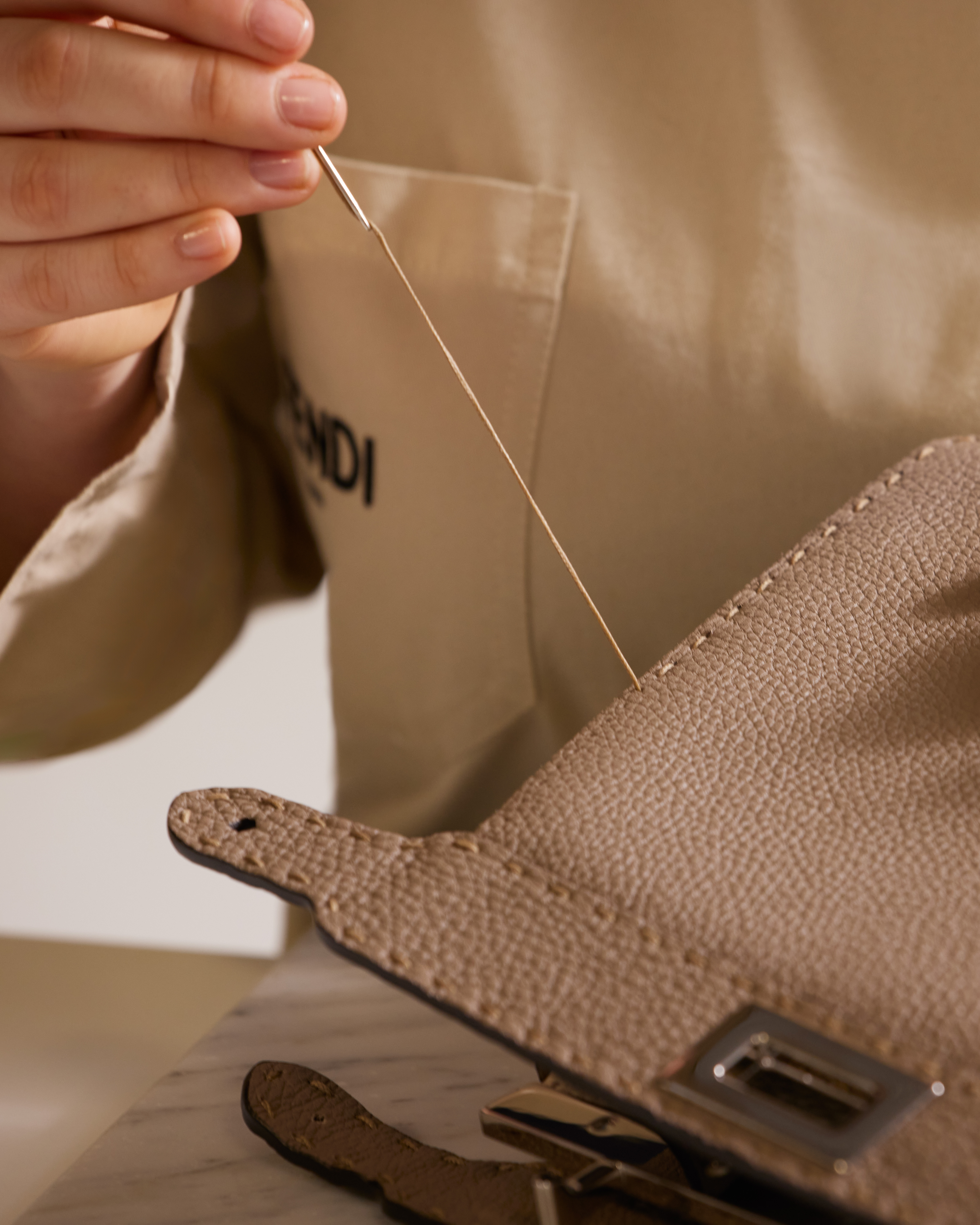 FENDI FEILER BURBERRY Dior ハンカチ まとめ set FEILER MAGAZINE 詳細 | フェイラー(FEILER)オフィシャル